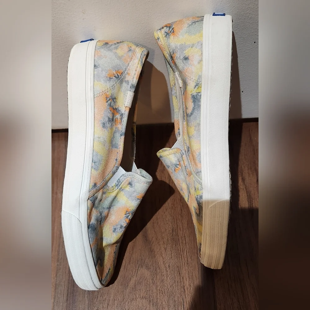 Women's Keds Slip On Shoes, Size 11 - Picture 7 of 7